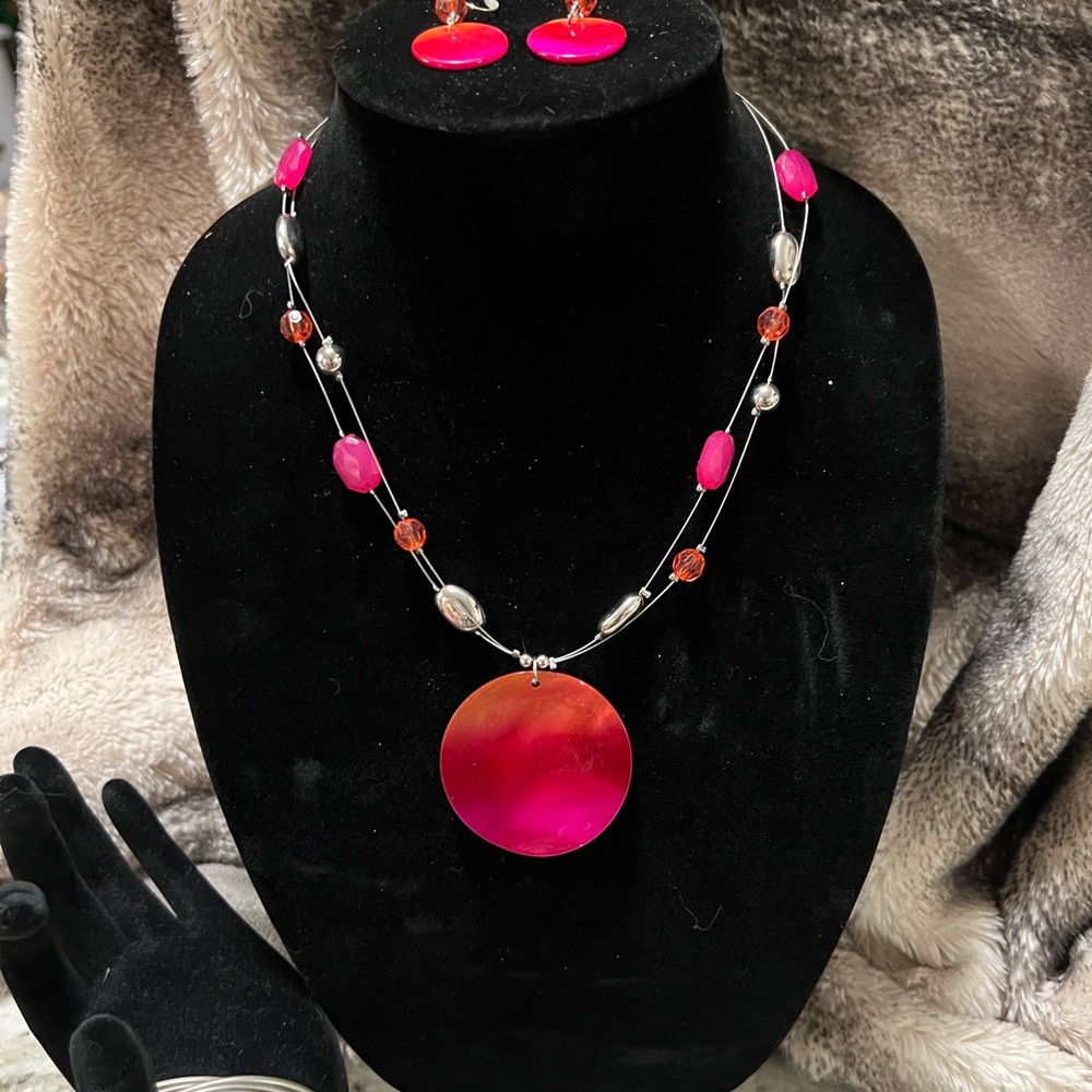Vibrant Pink Kim Rogers Necklace and Earring Set - with bonus bangle bracelets
